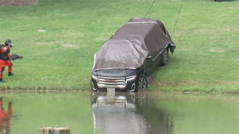 Body recovered from submerged car in Greene County